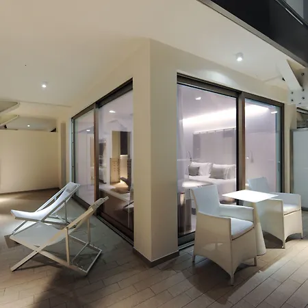 מלון Bellini Relais (adults Only) 4*